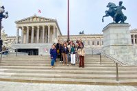 Exkursion in das neu renovierte Parlament