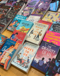 Buchausstellung in der Bibliothek